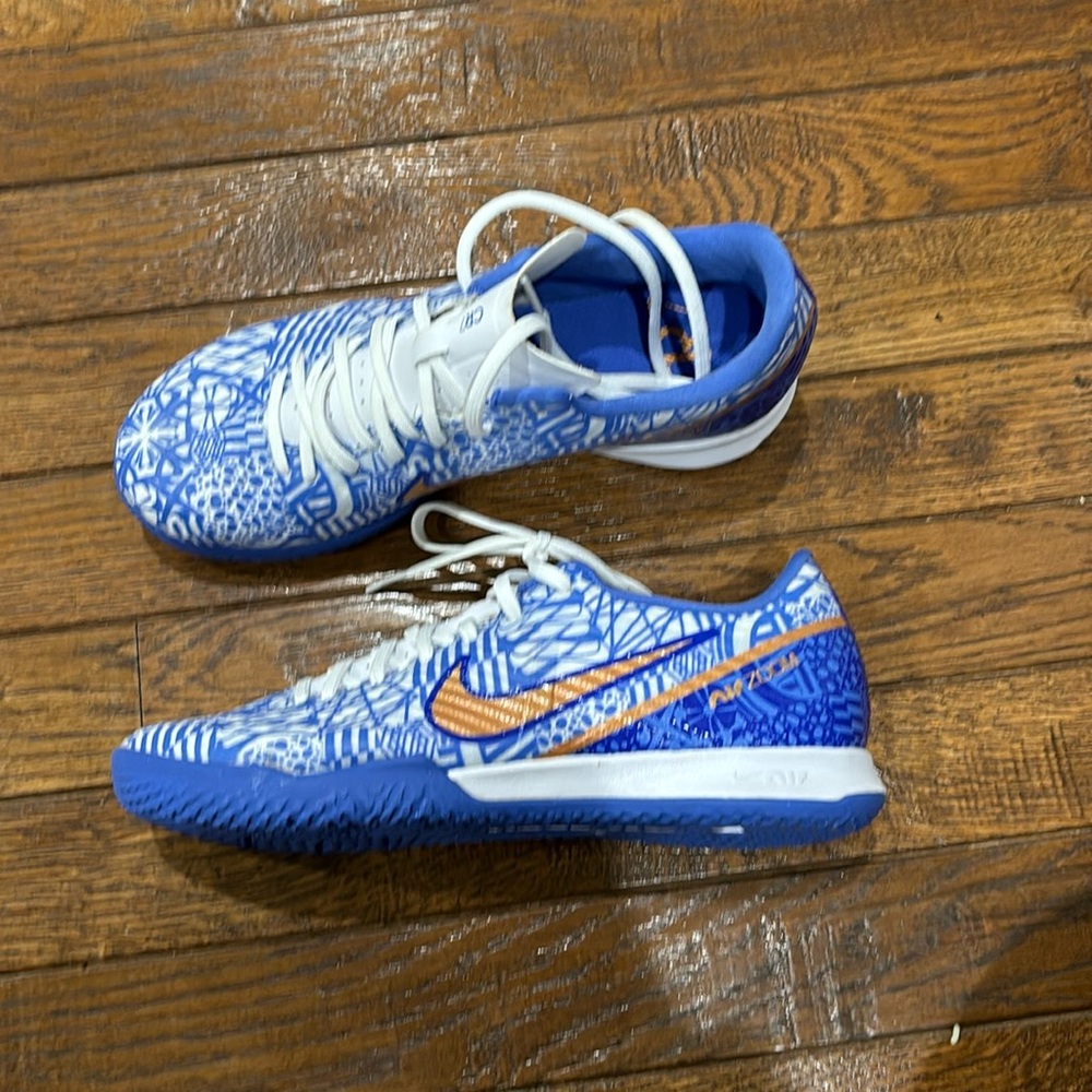 Nike Zoom Vapor 15 Academy CR7 IC Size 4.5/6 Indoor Soccer Futsal Shoes